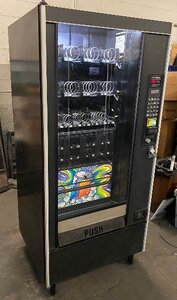 Refurbished Mid Size AP LCM5 Combo Vending Machine