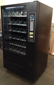 Refurbished Full Size USI 3185 Snack Vending Machine